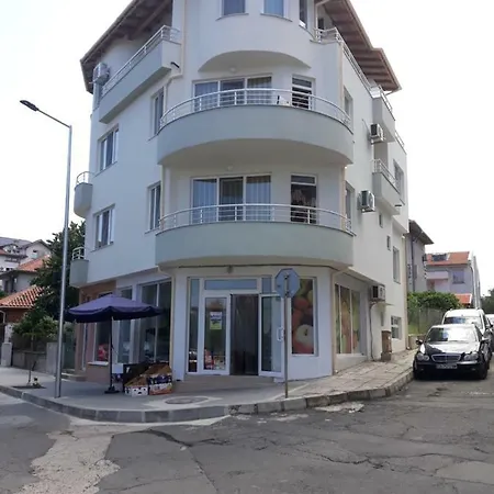 Къща Веселина Guest house Tsarevo