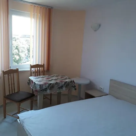Къща Веселина Guest house Tsarevo