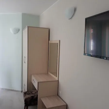 Guest house Къща Веселина Tsarevo