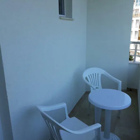 Guest house Къща Веселина *