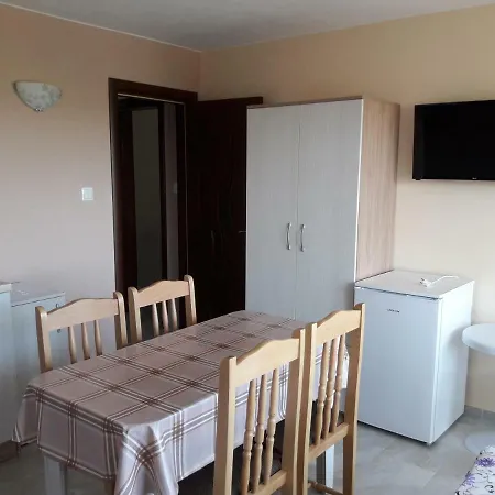 Къща Веселина Guest house